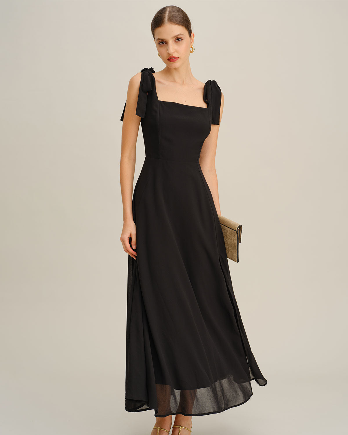 Vestido Maxi de Chiffon Negro con Tirantes