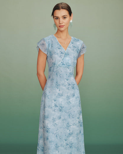 Vestido Largo Floral de Encaje con Cuello en V Azul