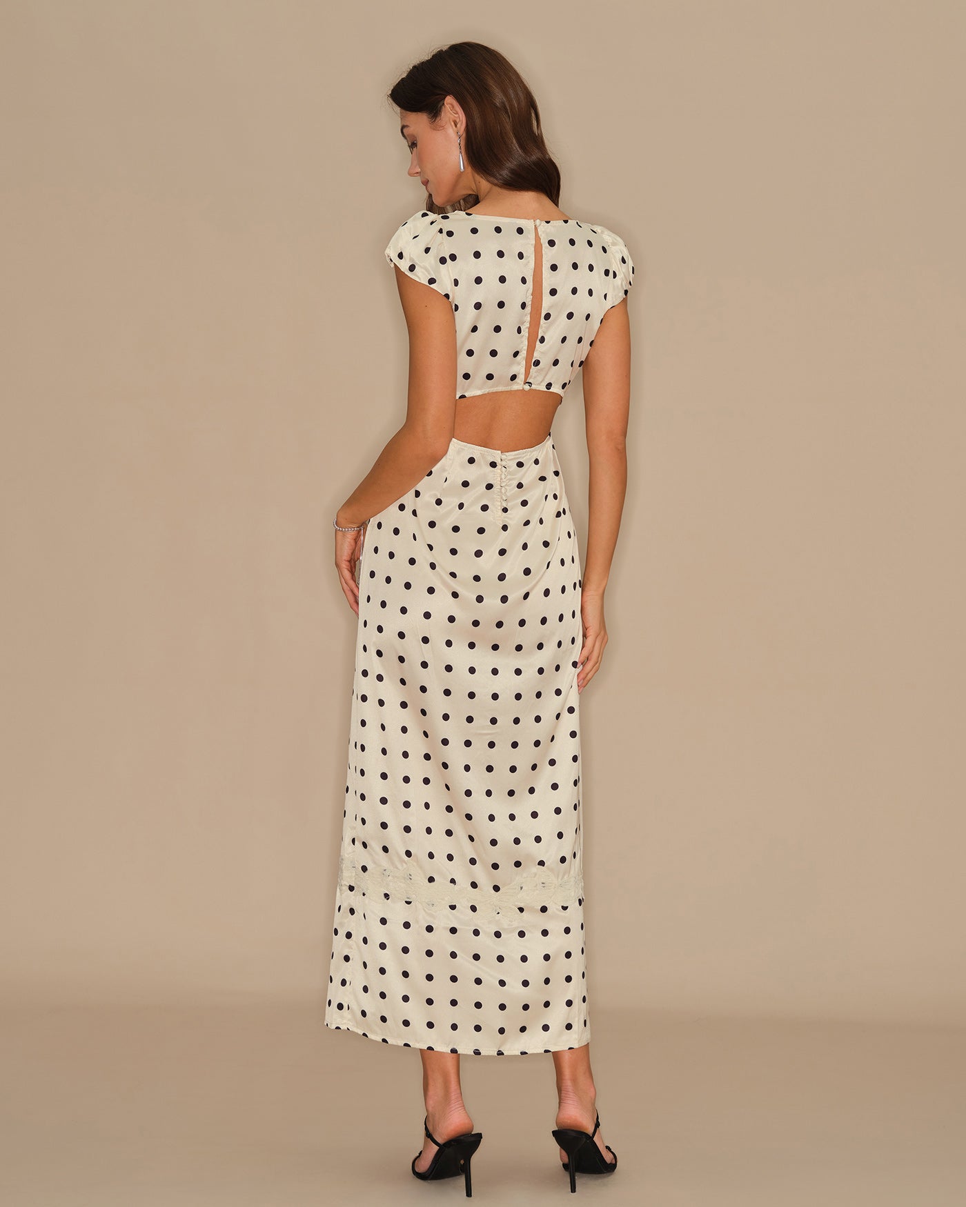 Vestido Maxi de Encaje con Lunares de Albaricoque