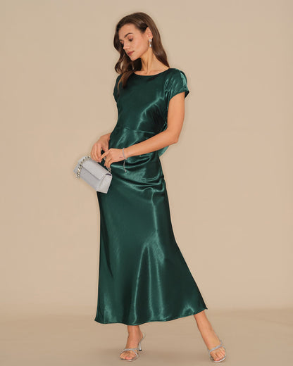 Vestido Maxi de Satén Verde con Corbata