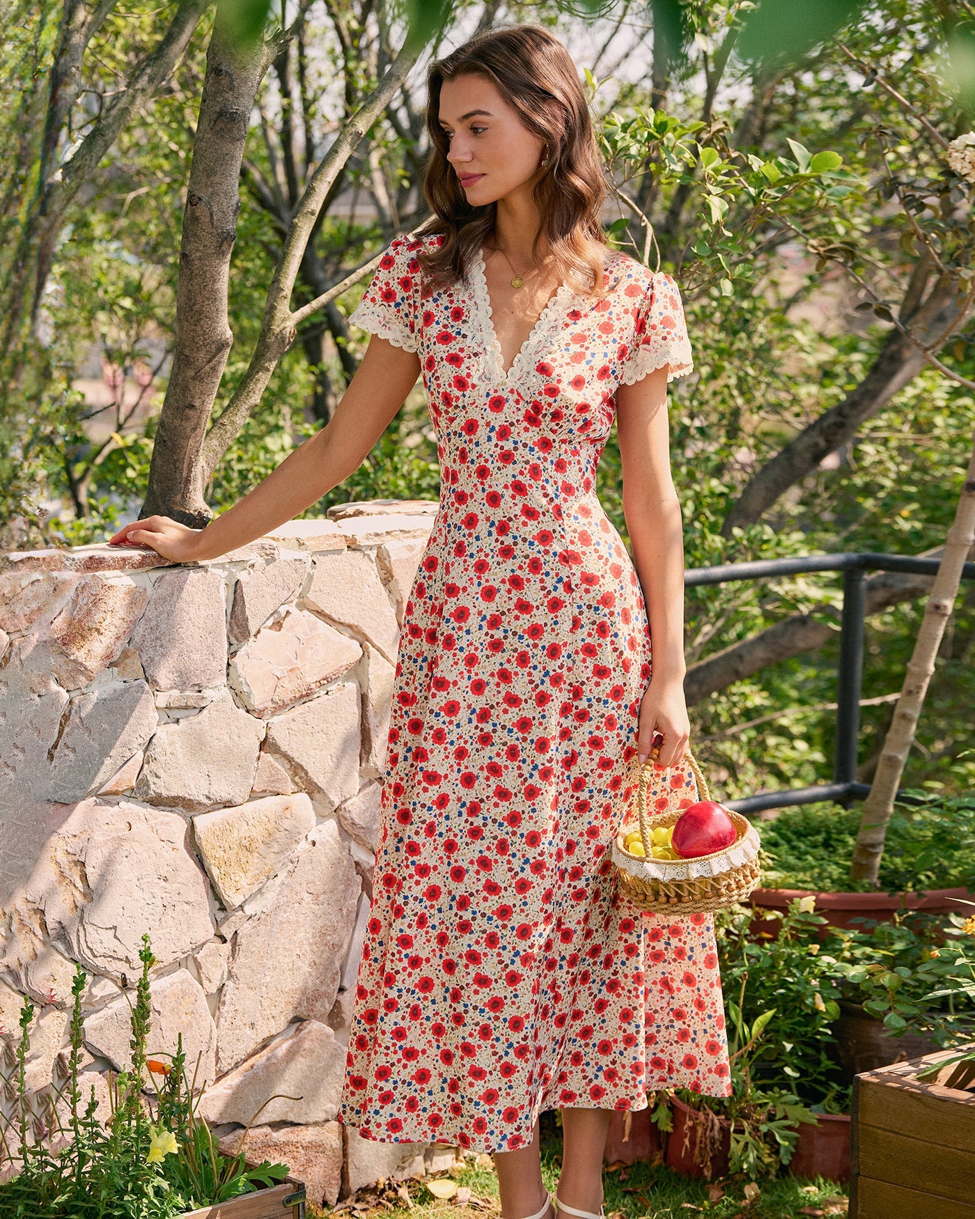 Vestido Maxi Floral de Encaje con Cuello en V
