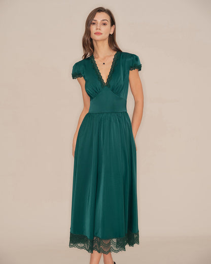 Vestido Maxi de Encaje Verde con Escote en V