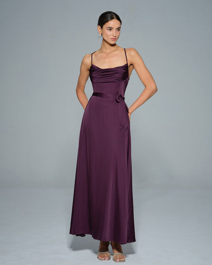 Vestido Maxi de Satén con Cuello de Cowl Morado