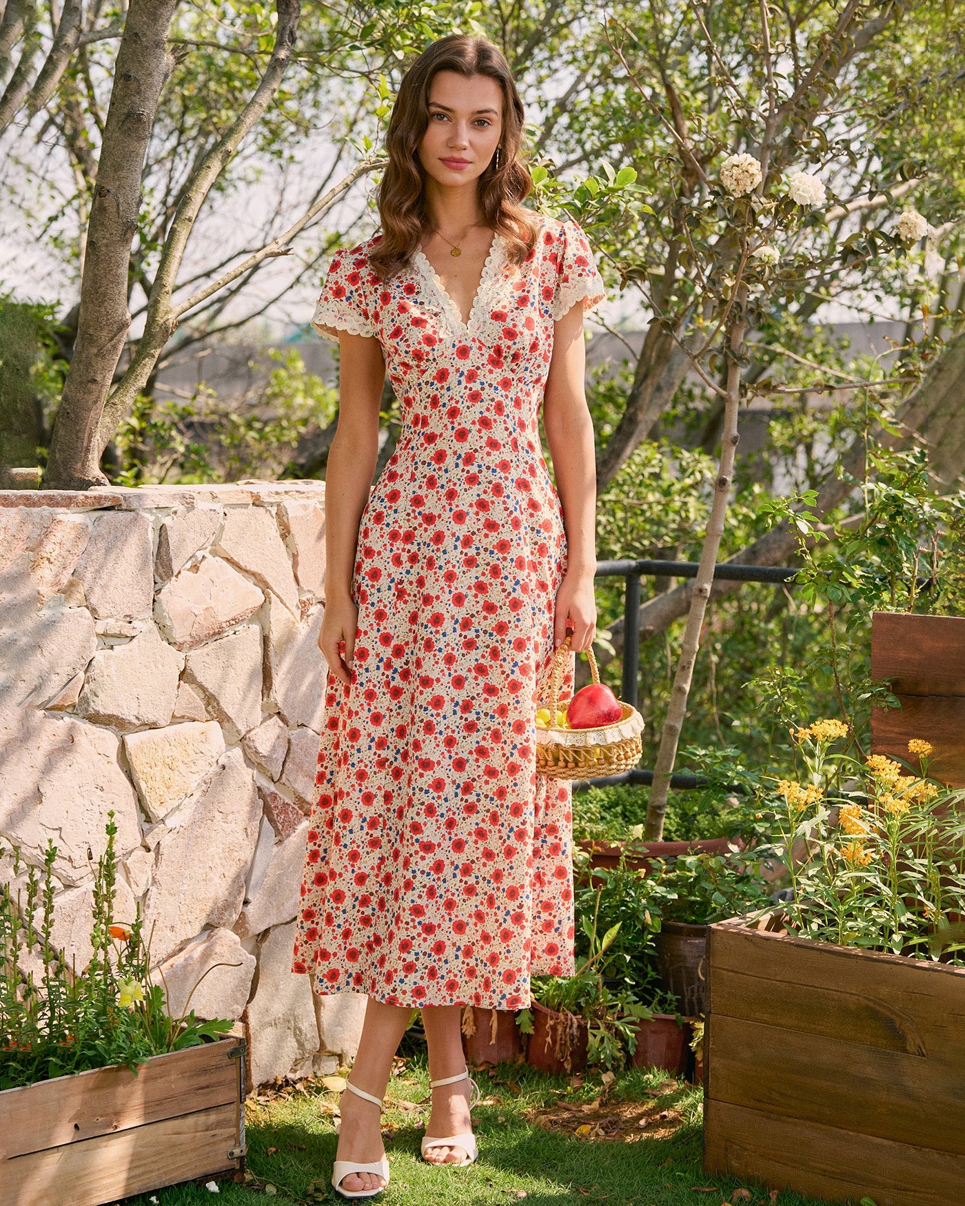 Vestido Maxi Floral de Encaje con Cuello en V