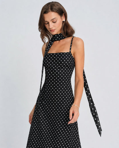 Vestido Maxi Sin Mangas con Cuello de Cowl de Lunares Negros