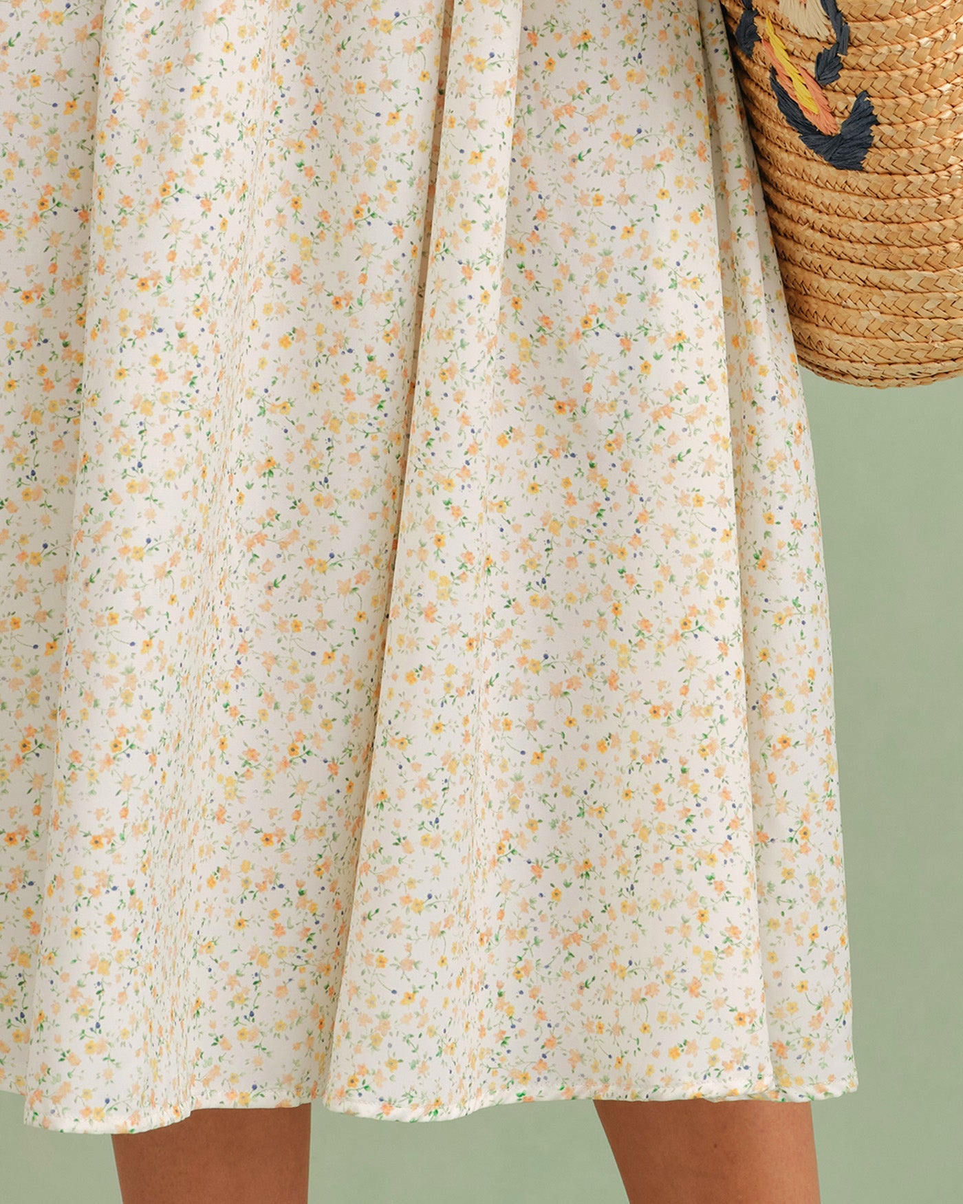 Vestido Midi Floral Sin Mangas con Escote Corazón Amarillo