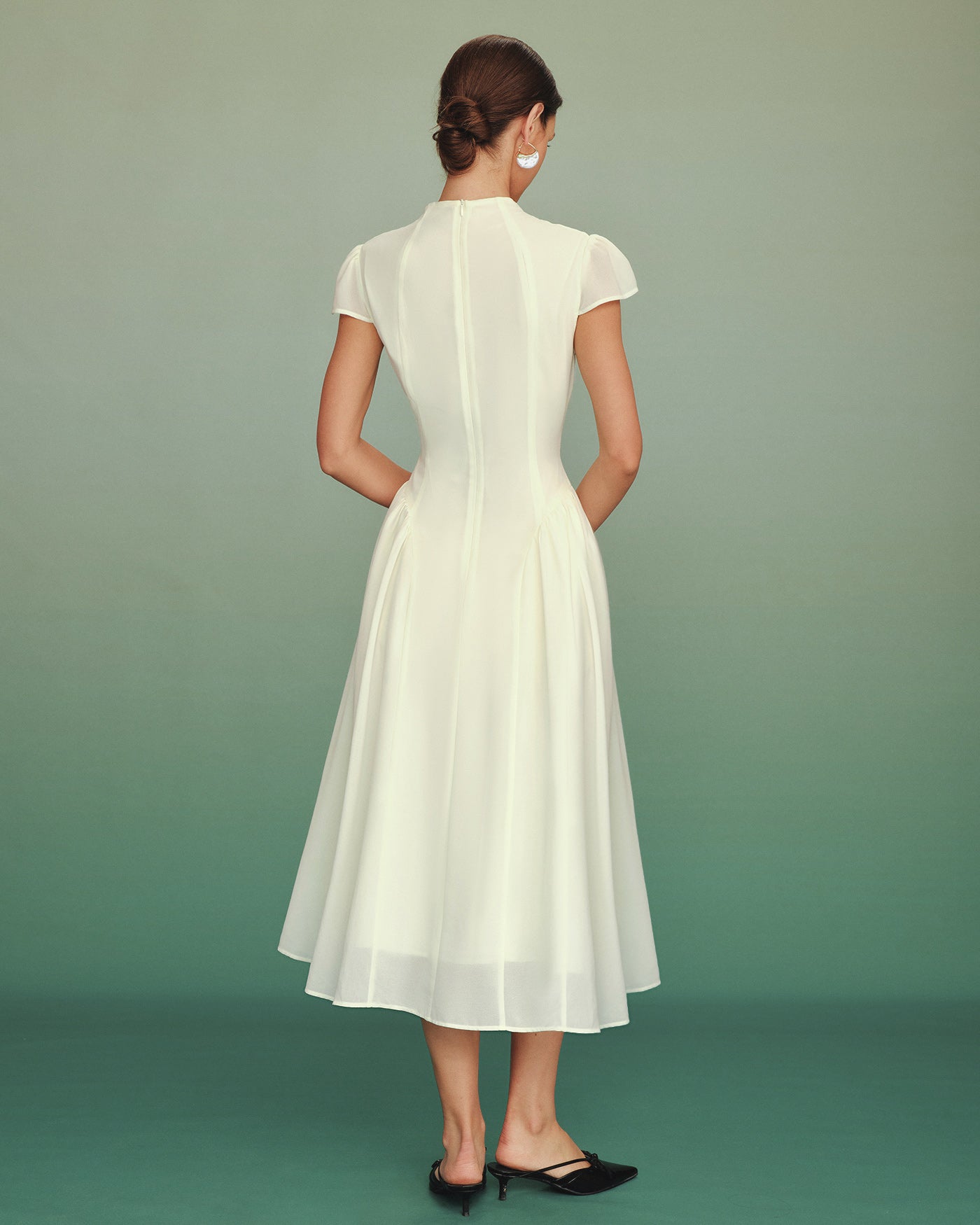Vestido Midi A-Line de Cuello Alto de Albaricoque