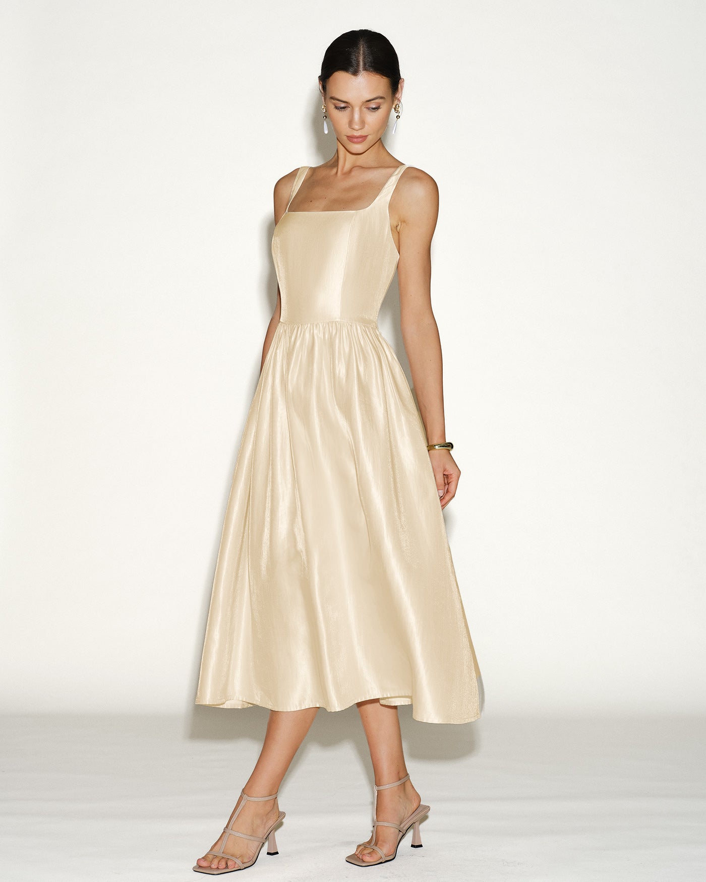 Vestido Midi Deslizante Color Albaricoque