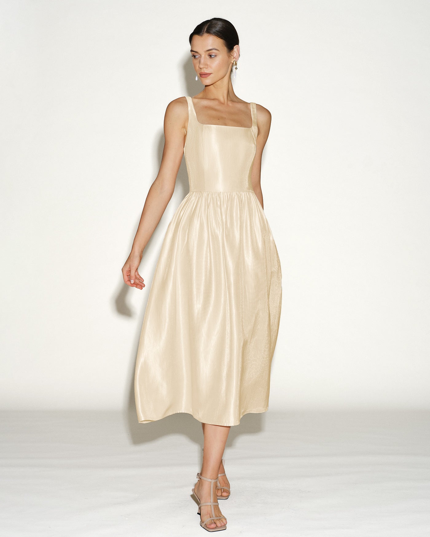 Vestido Midi Deslizante Color Albaricoque