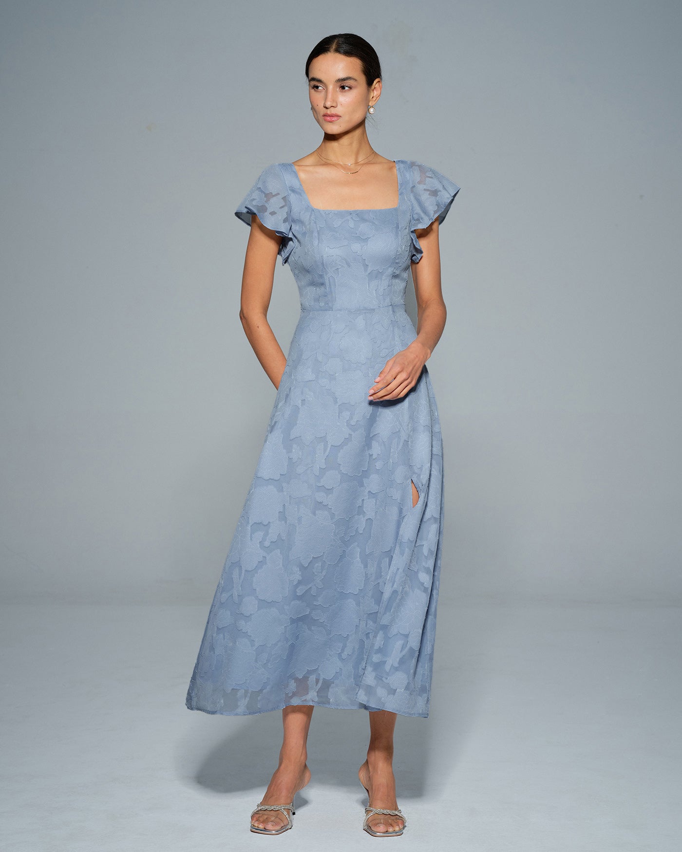Vestido Midi de Cuello Cuadrado Floral Azul