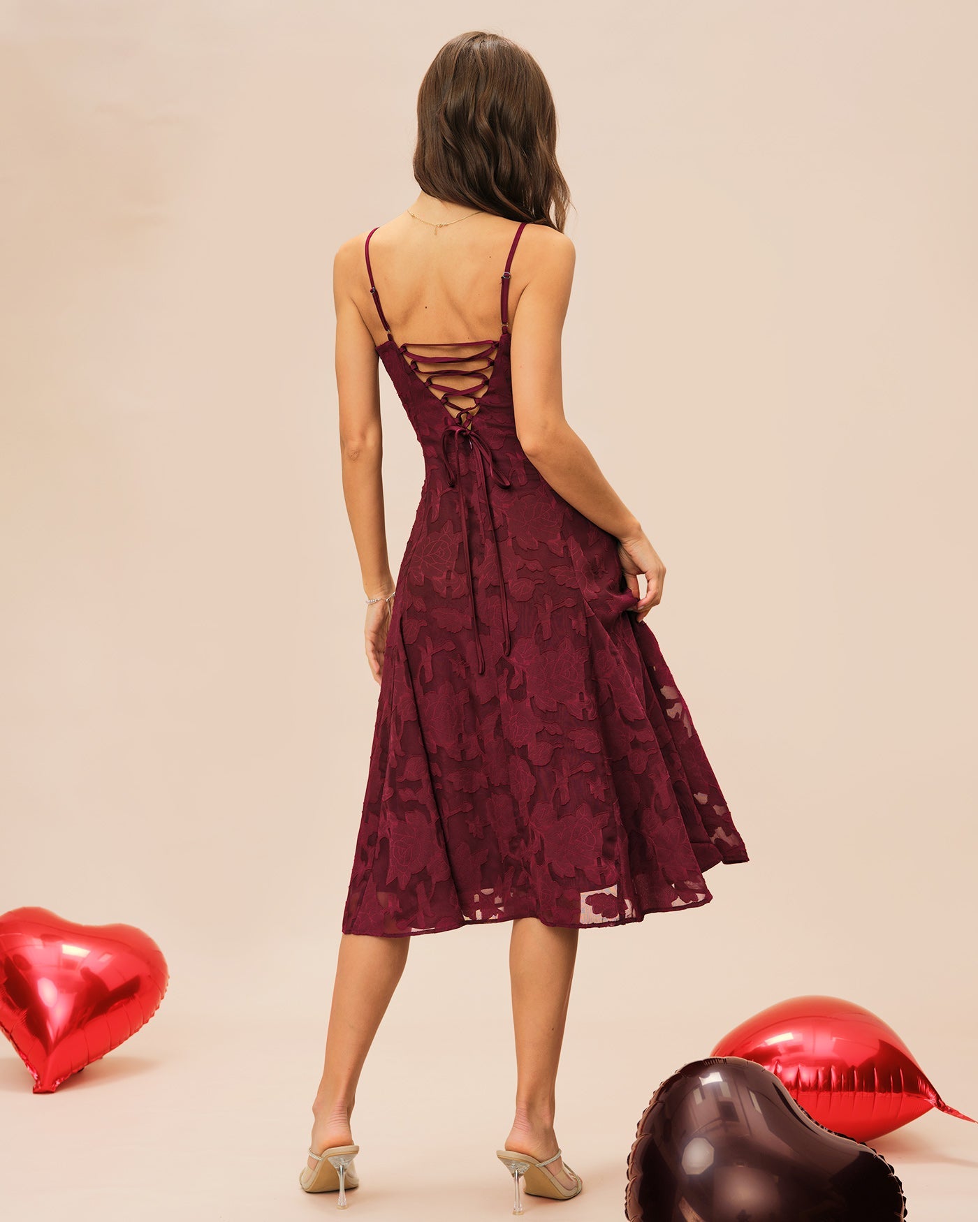 Vestido Midi Jacquard Sin Mangas de Cuello Corazón Color Rojo Vino