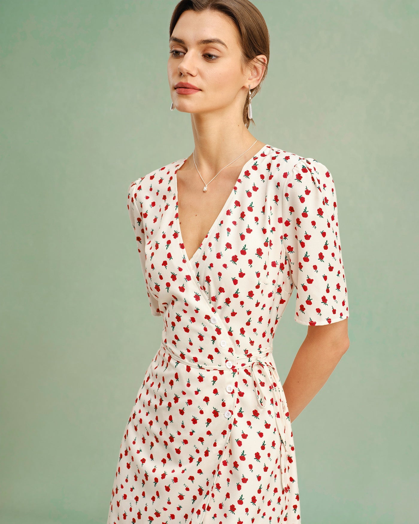 Vestido Midi Floral de Melocotón con Escote en V