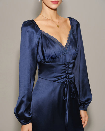 Vestido Midi Arrugado de Satén Marino con Escote en V