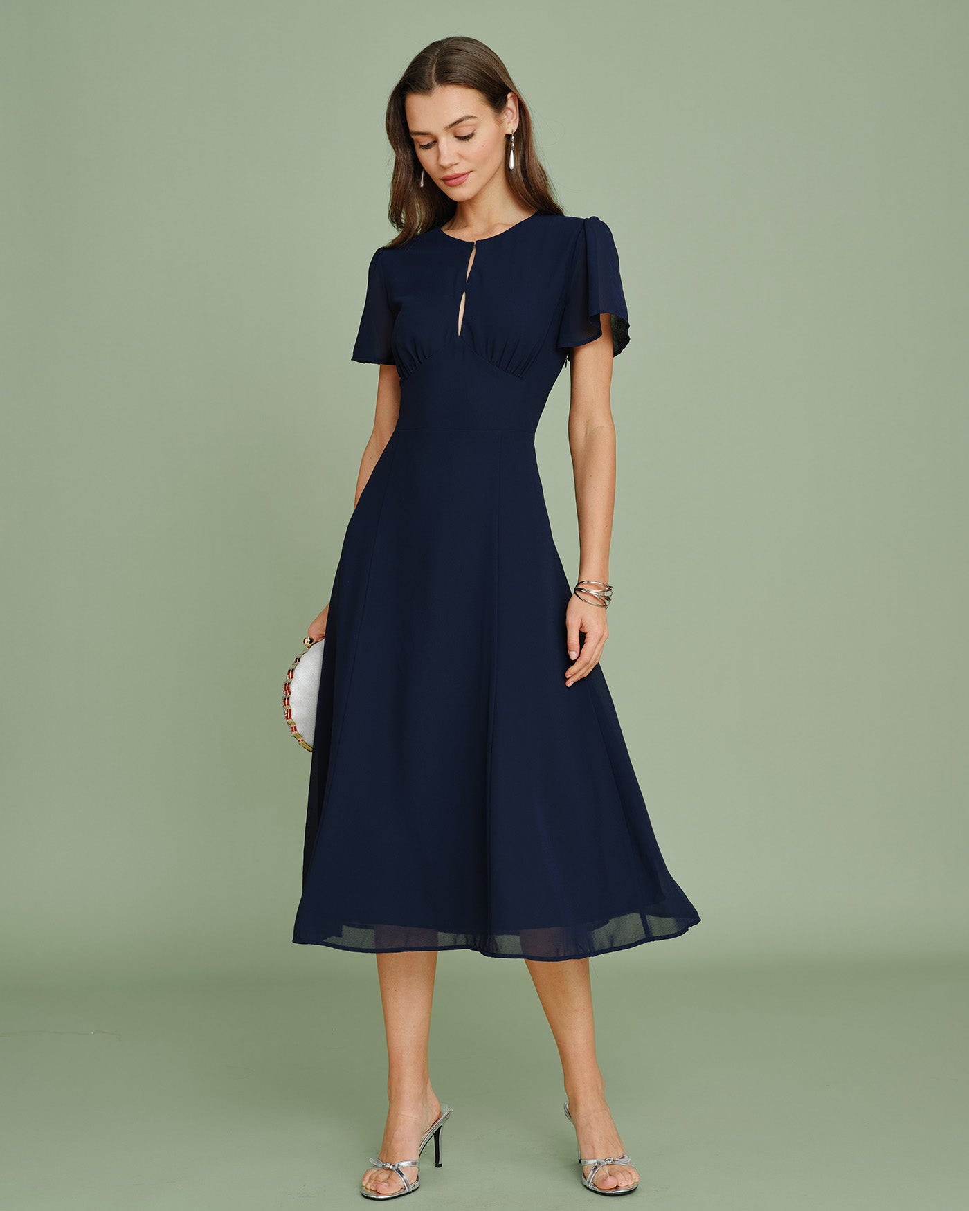 Vestido Midi de Chifón Cortado en Color Marino