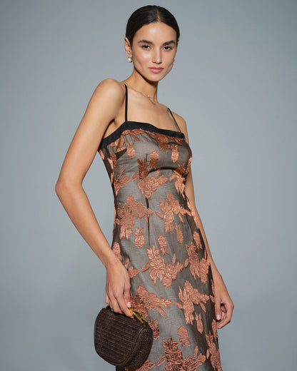 Vestido Midi Floral de Caramelo