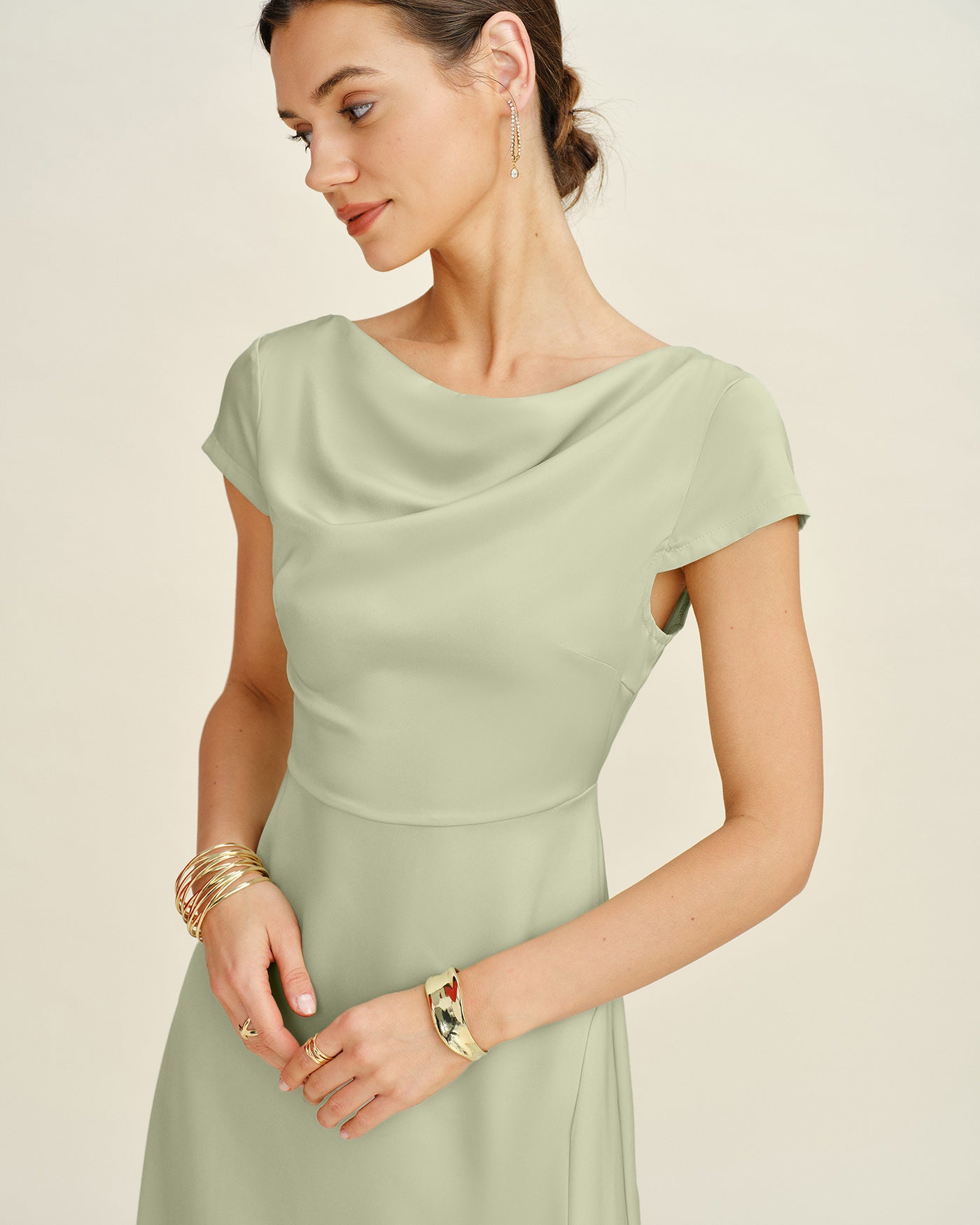 Túnica Midi Verde con Cuello Barco