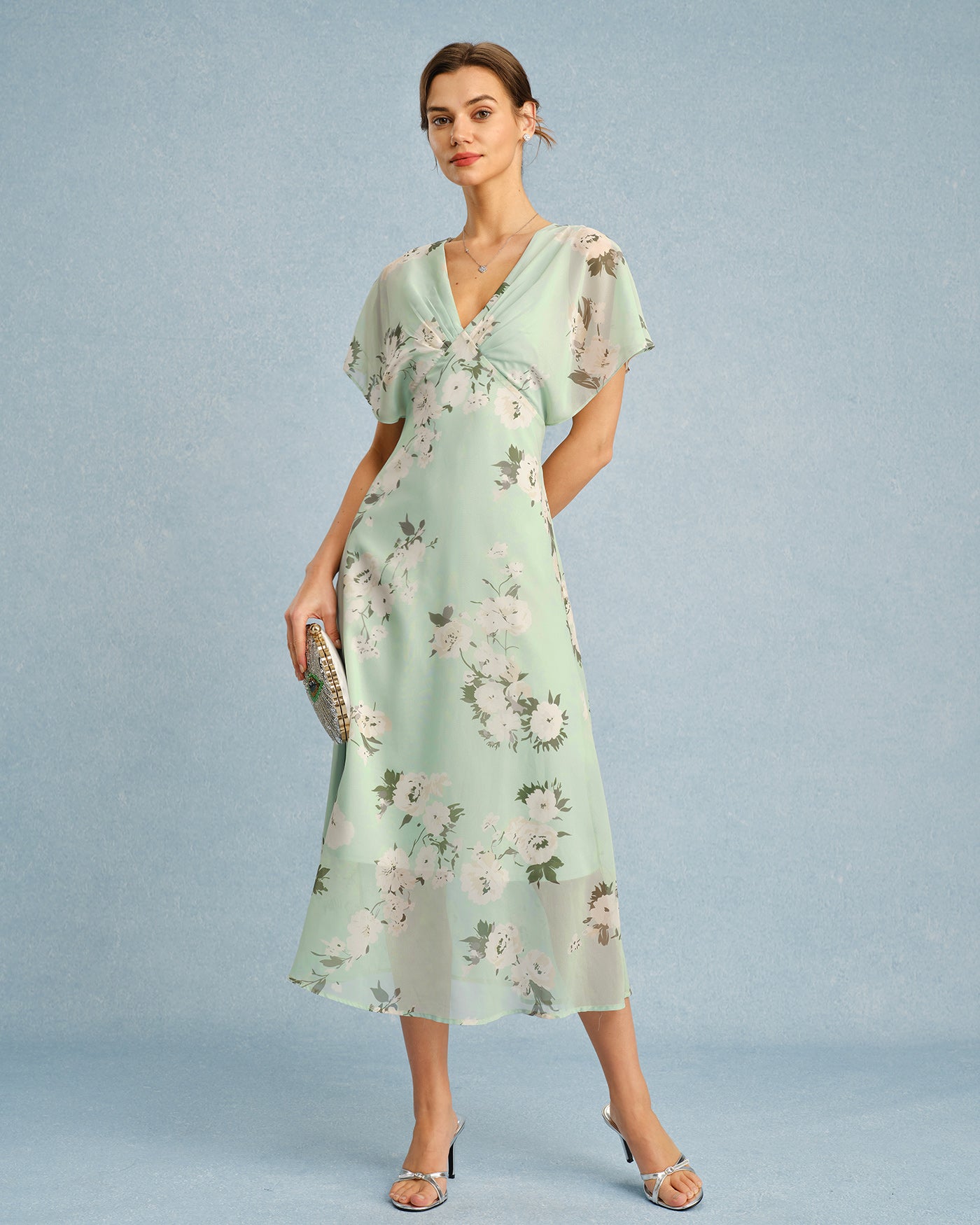Vestido Midi de Chifón Floral Verde con Escote en V