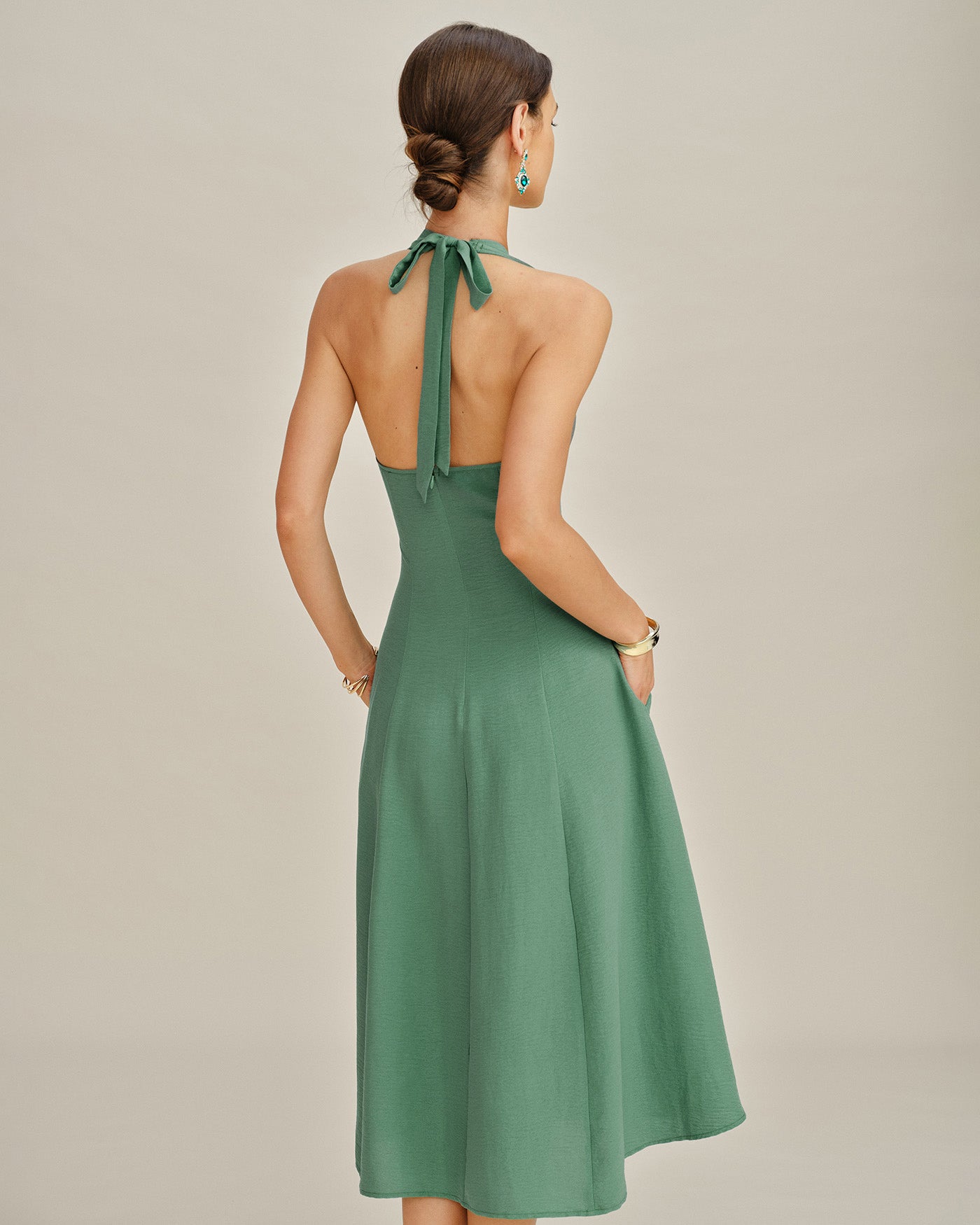 Vestido Midi Verde con Botones y Bolsillos
