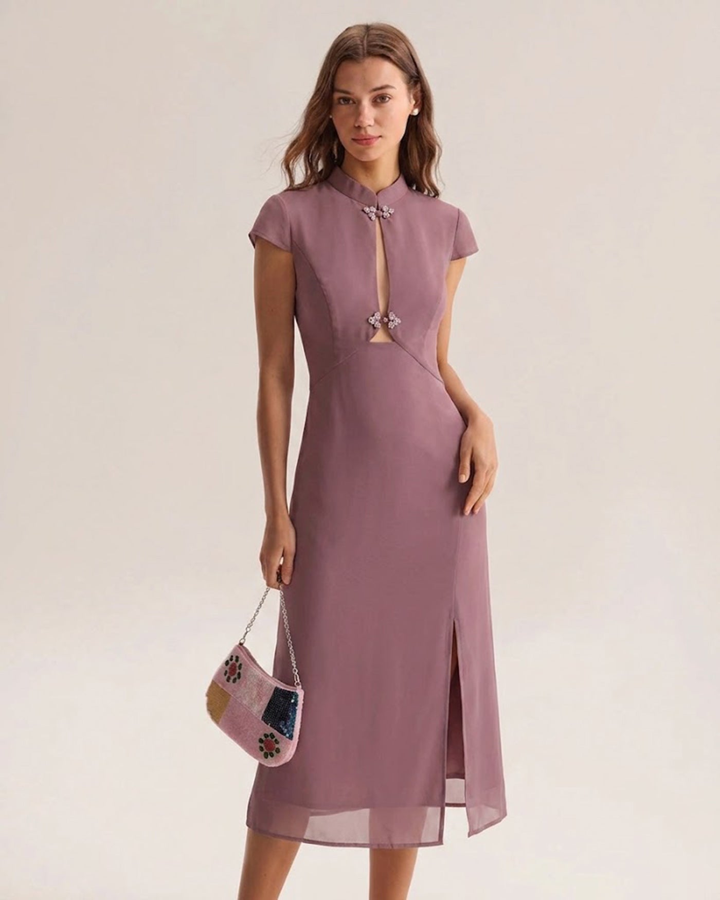 Vestido Midi de Chiffon con Cuello Mandarín Morado