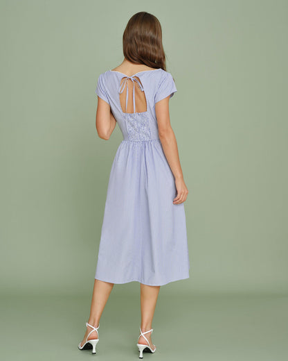 Vestido Midi Arrugado con Cuello Barco Azul