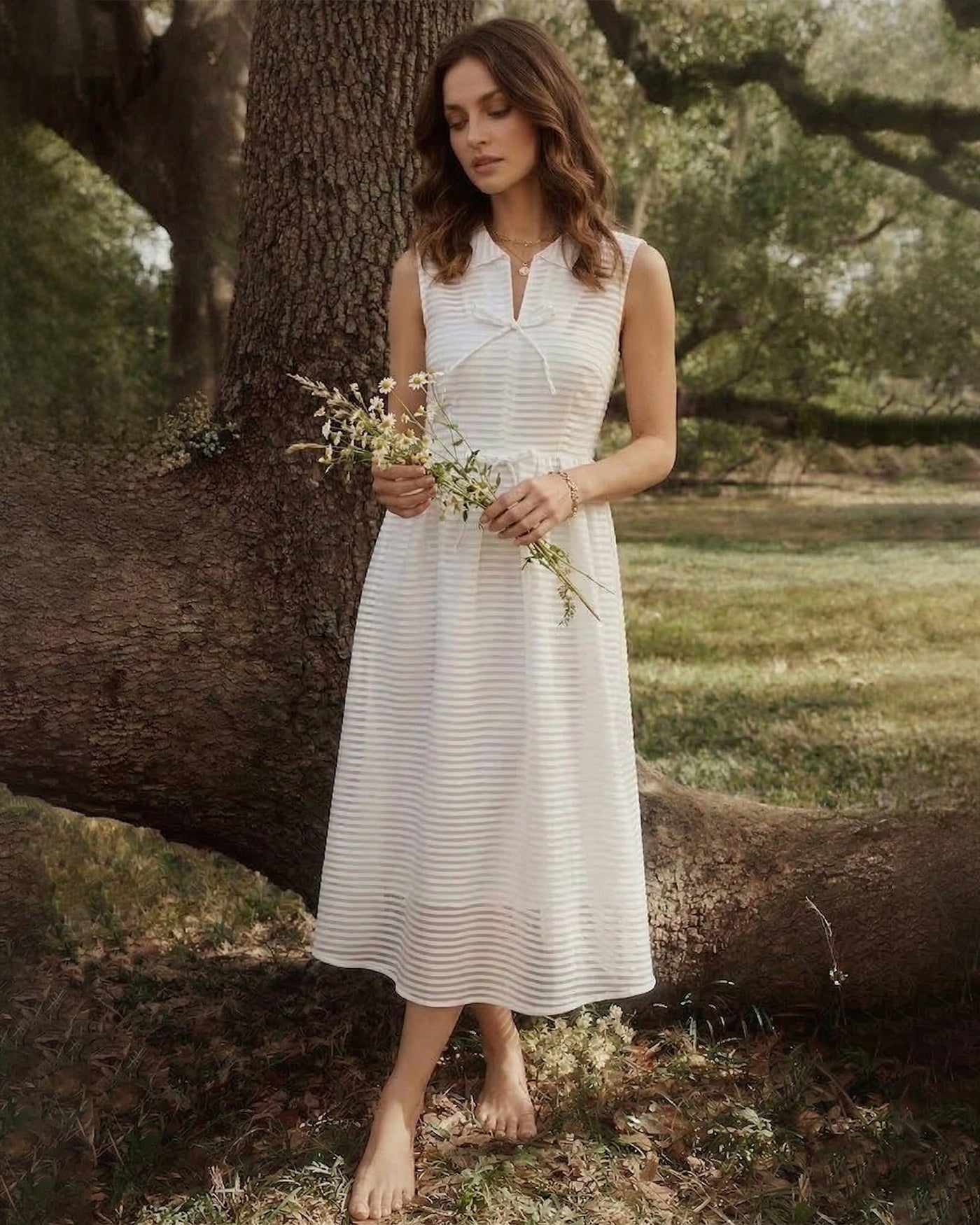 Vestido Midi Sin Mangas a Rayas Blancas