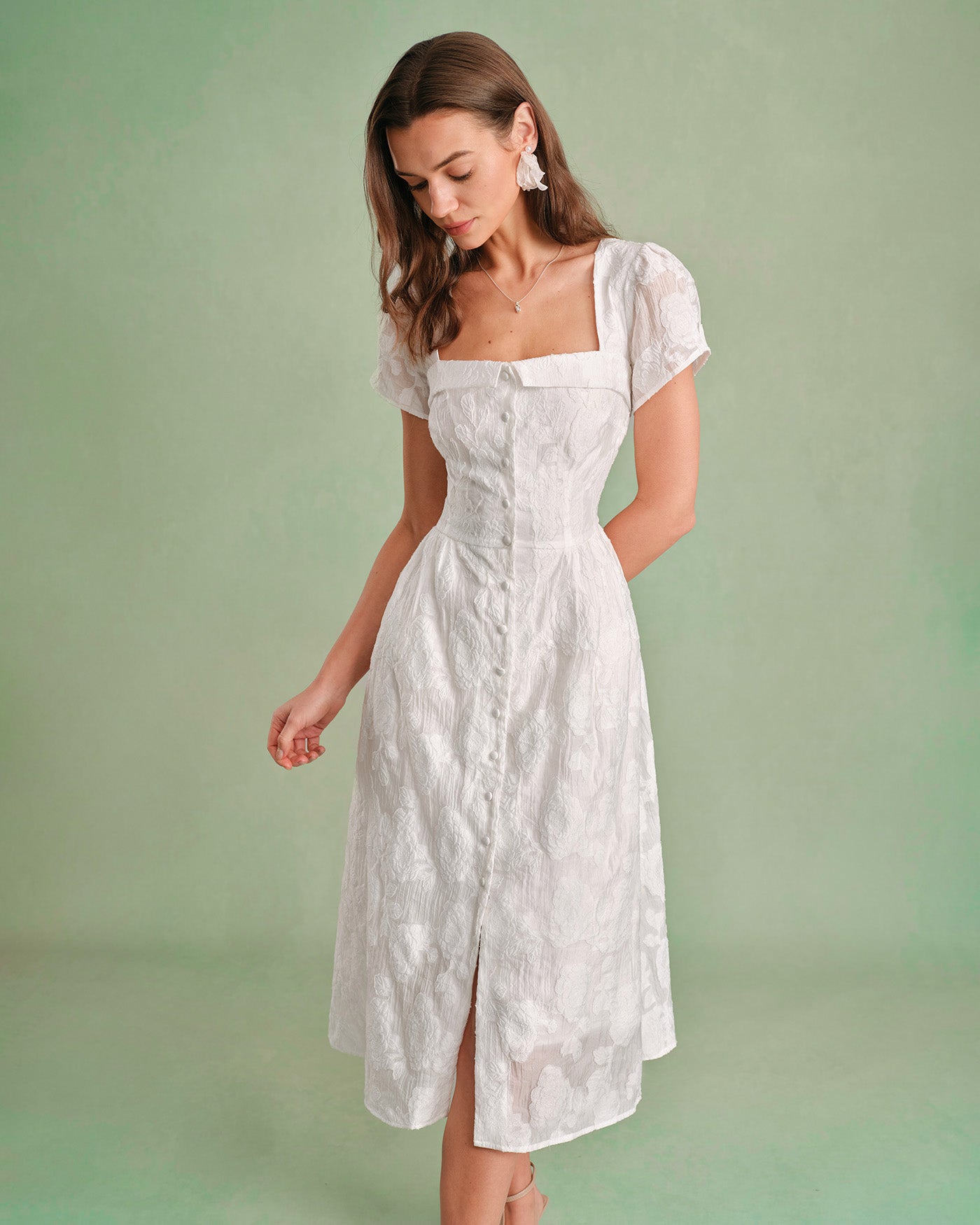 Vestido Midi Blanco con Escote Cuadrado y Cruce