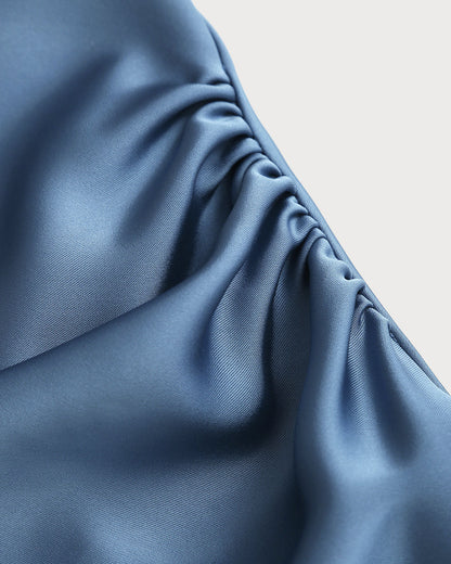 Vestido Midi de Satén Azul con Escote Barco