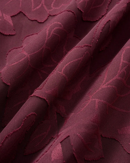 Vestido Midi Jacquard Rojo Vino con Abertura