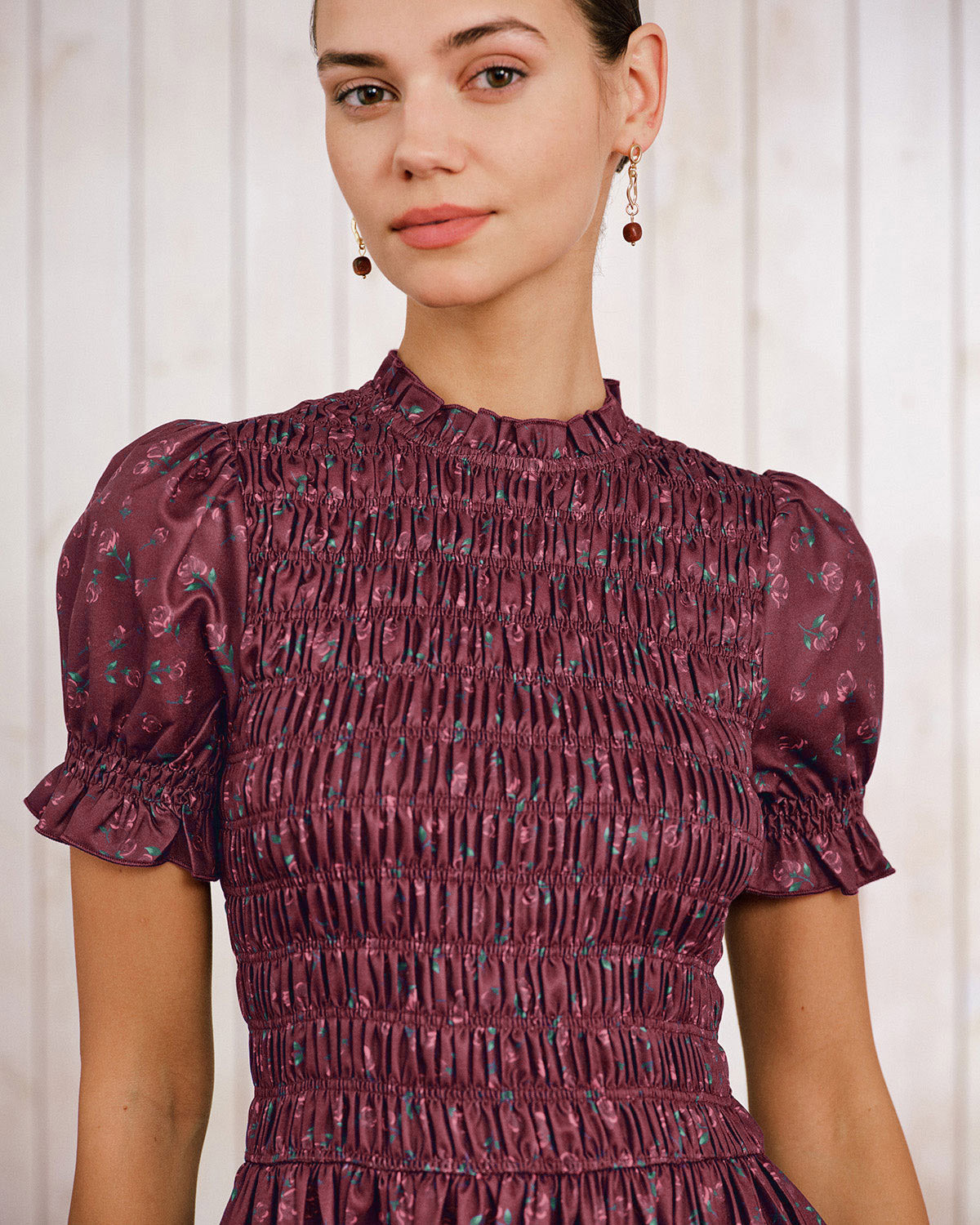 Vestido Midi de Manga Abullonada con Estampado Floral en Rojo Vino