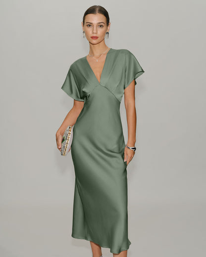 Vestido Midi A-Line Verde de Satén con Escote en V