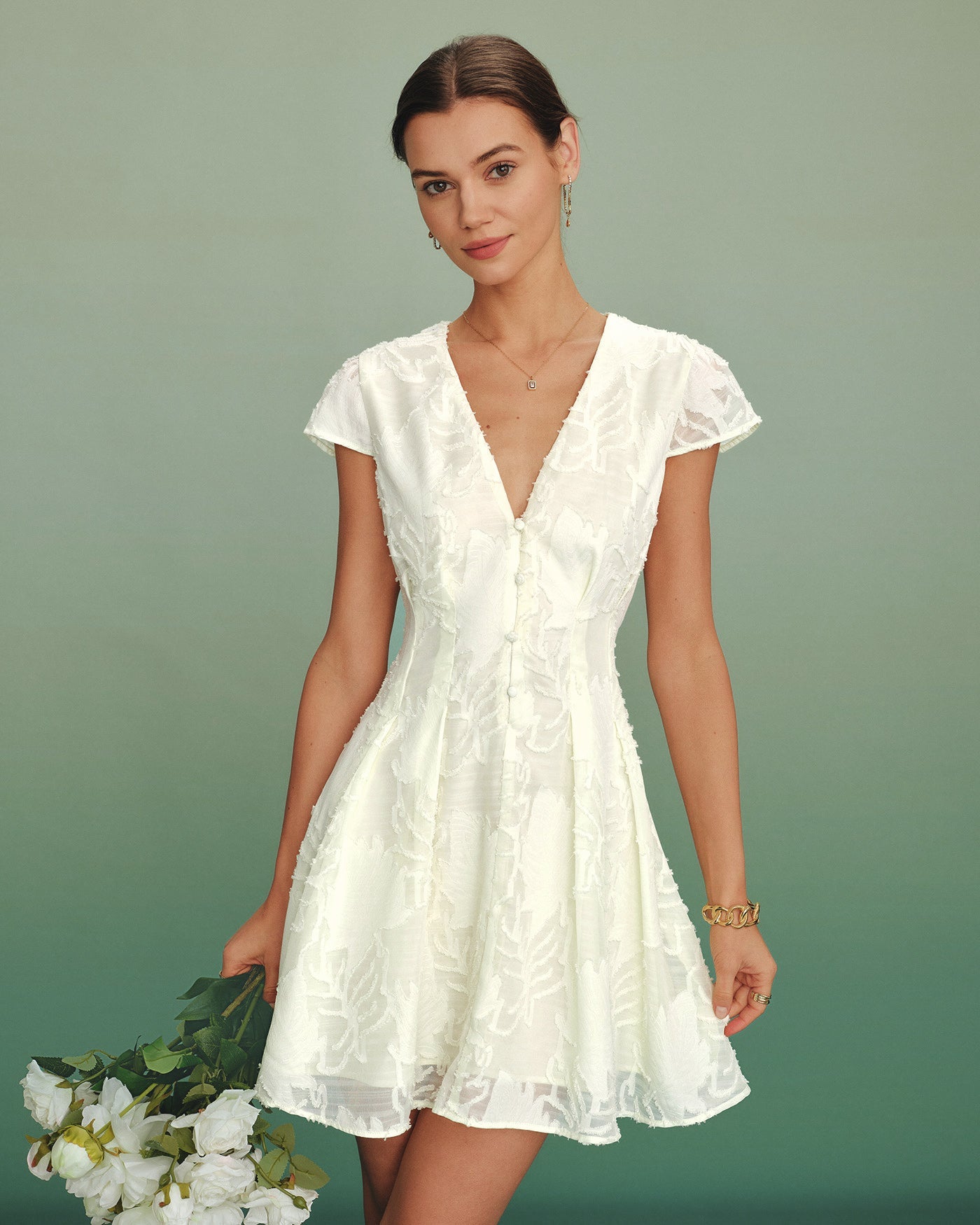 Vestido Mini Texturizado con Escote en V Color Albaricoque