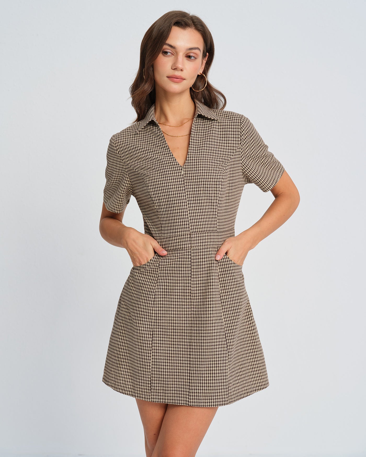 Vestido Mini de Cuadros Marrón con Cuello