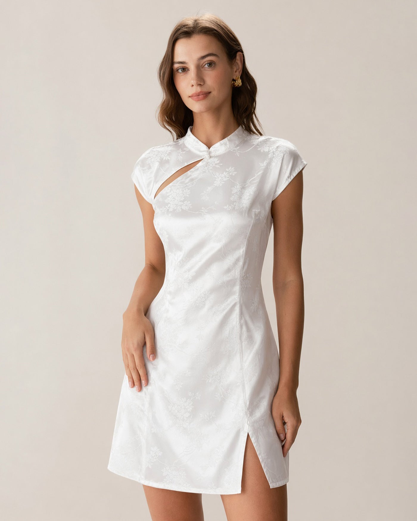 Vestido Mini Jacquard con Cuello Mandarín Blanco