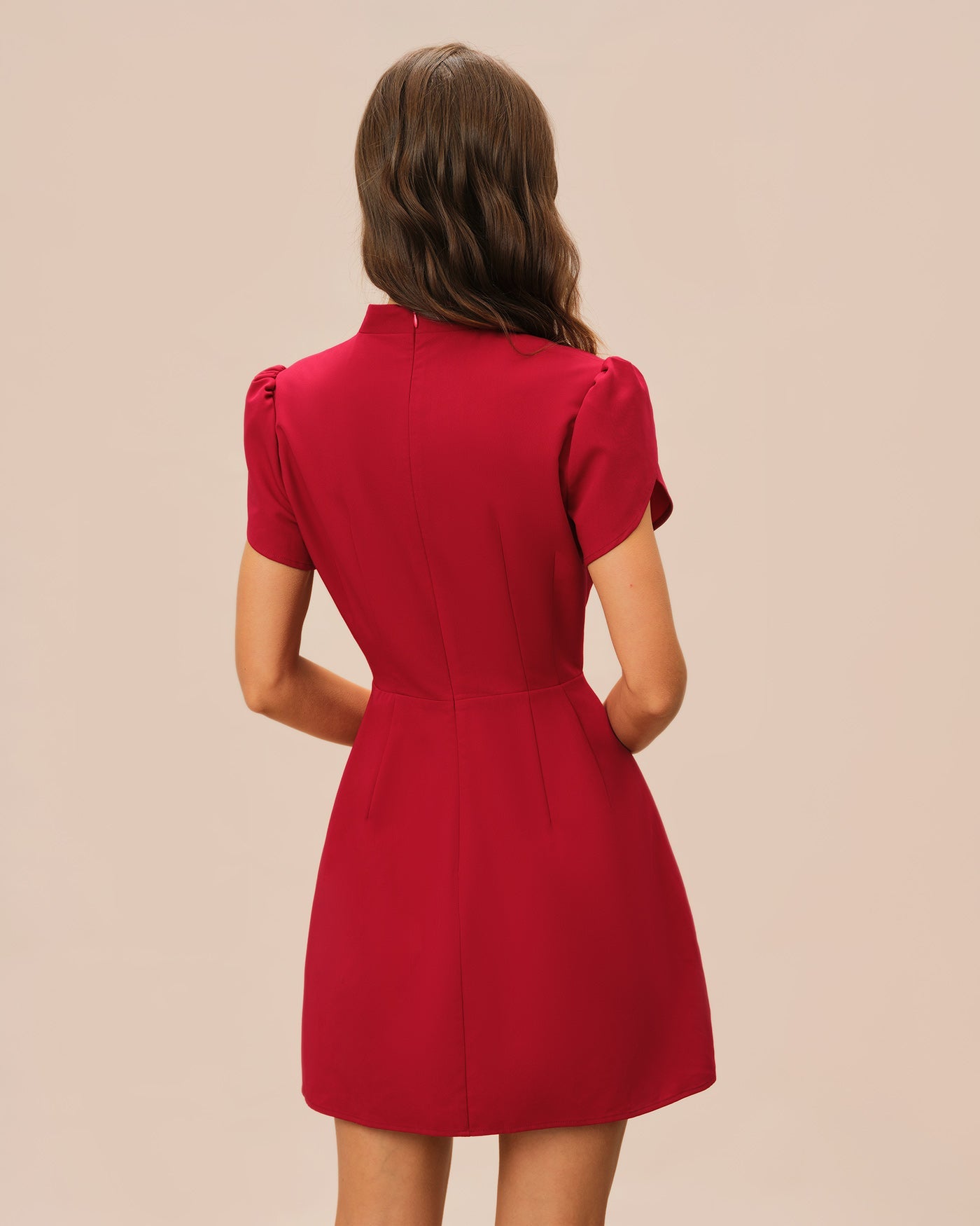 Vestido Mini de Manga de Pétalo Rojo