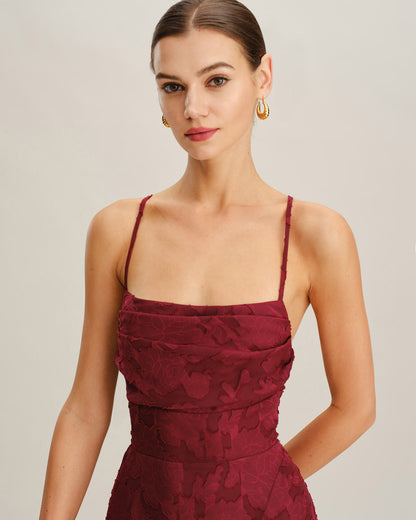 Vestido Mini Sin Espalda Floral Rojo Vino