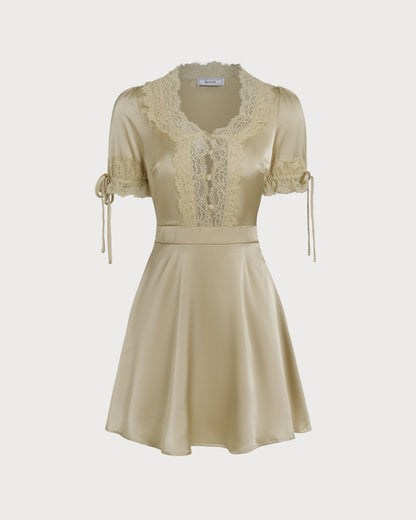 Vestido Mini de Satén con Encaje y Escote en V Color Albaricoque