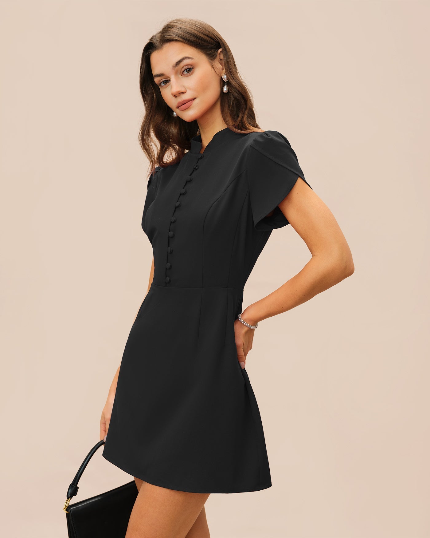Vestido Mini de Manga Petalo con Cuello Chino Negro