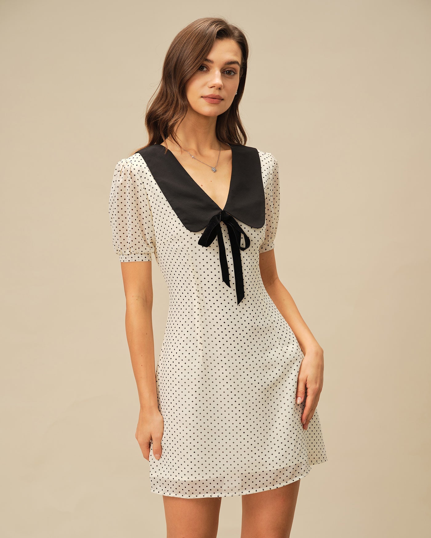 Vestido Mini de Lunares Contraste en Albaricoque