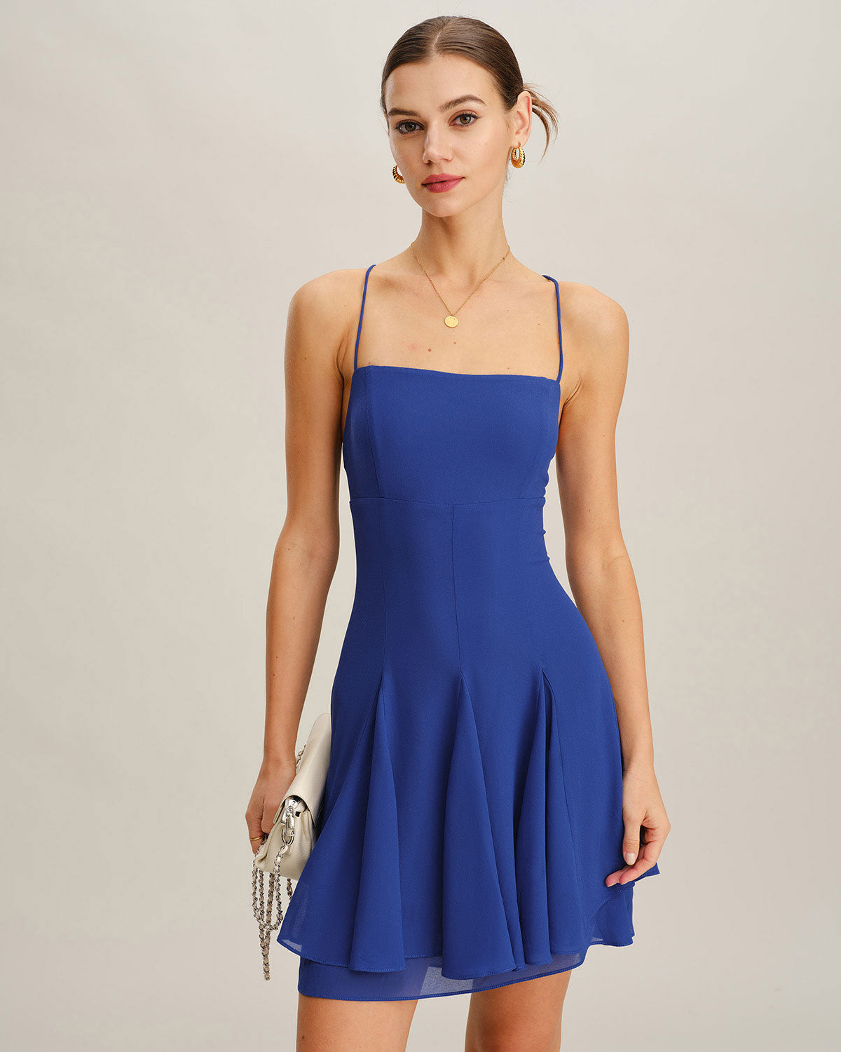 Vestido Mini Sin Espalda de Chifón Azul