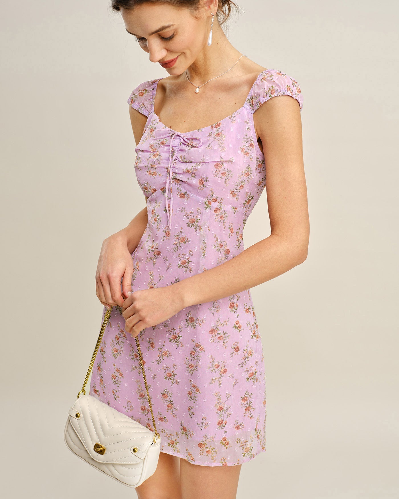 Vestido Mini Jacquard con Escote Corazón Púrpura