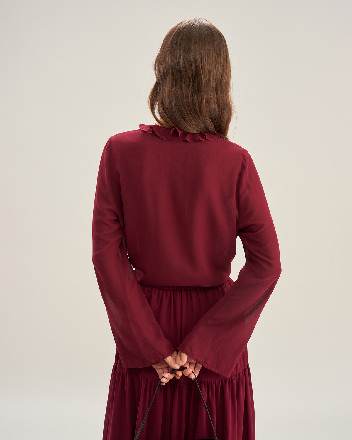 Camisa de Chiffon con Volantes Color Rojo Vino