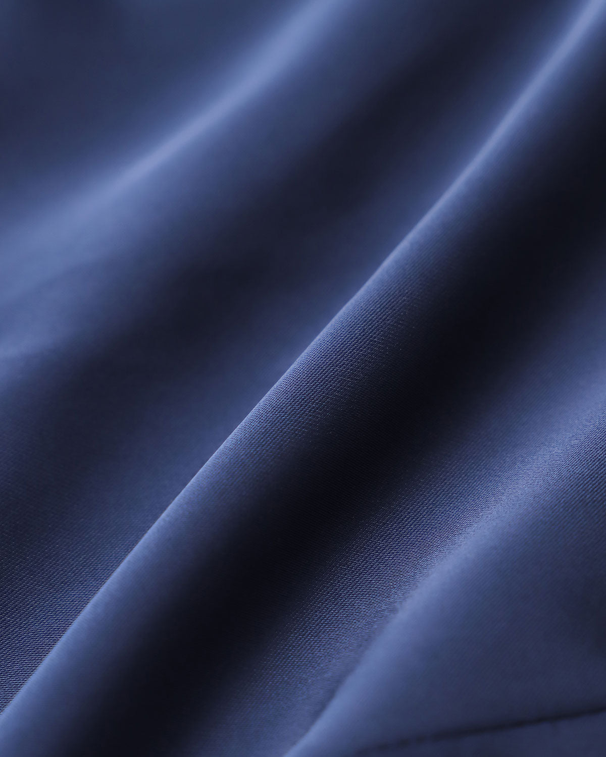 Blusa de Botones de Satén Azul Marino