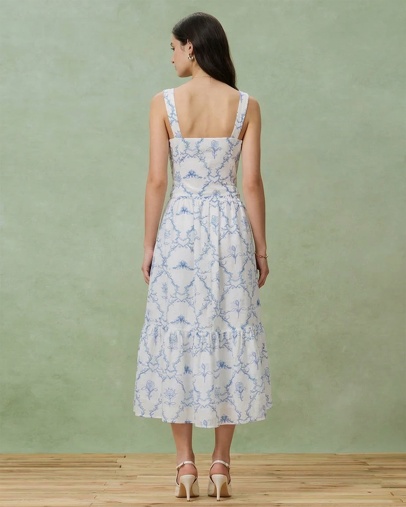 Falda Midi Con Volantes Blanca Floral