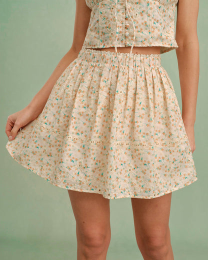 Falda Mini Floral Bordada Amarilla