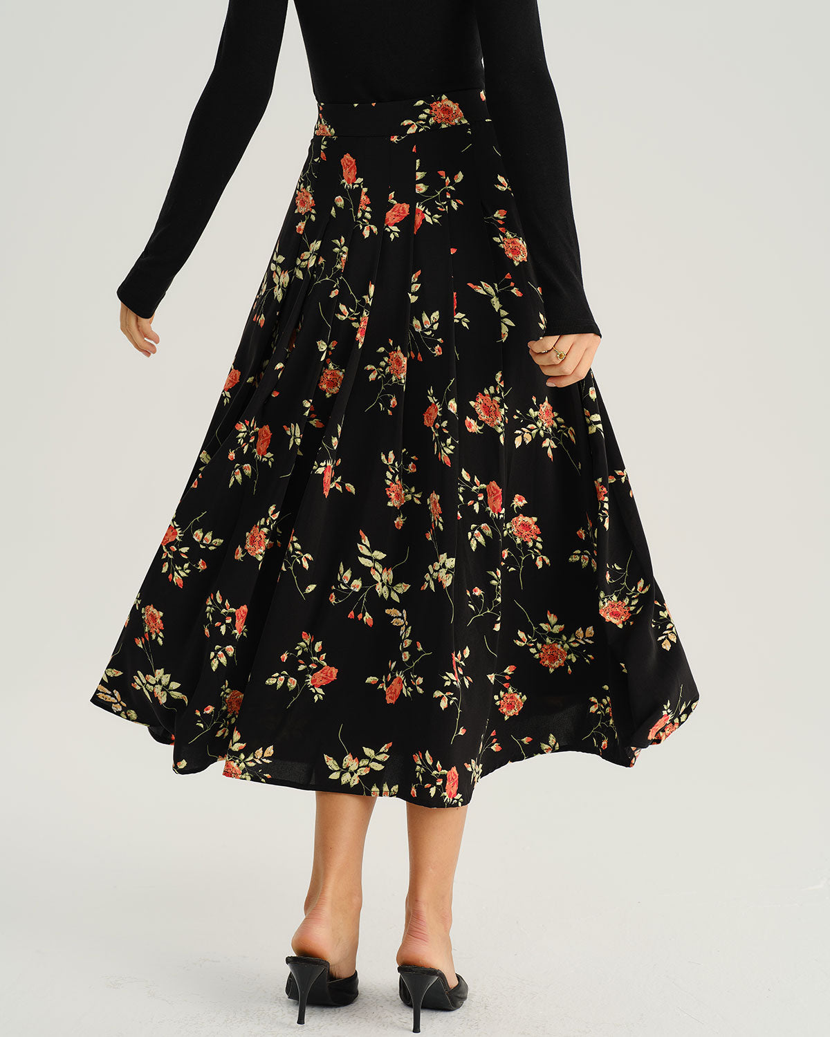 Falda Midi A-Line Floral Negra