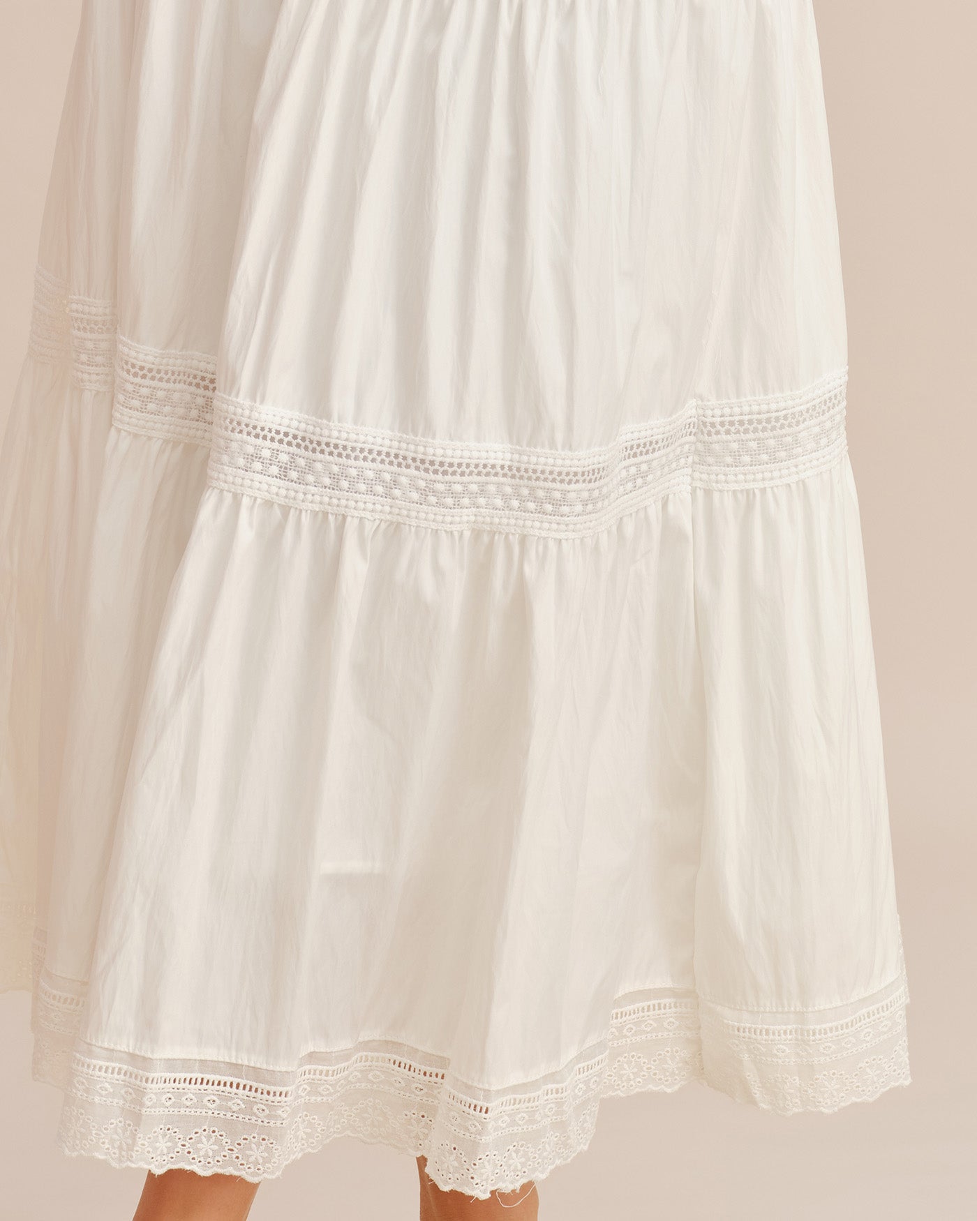 Falda Maxi Blanca con Cintura Elástica