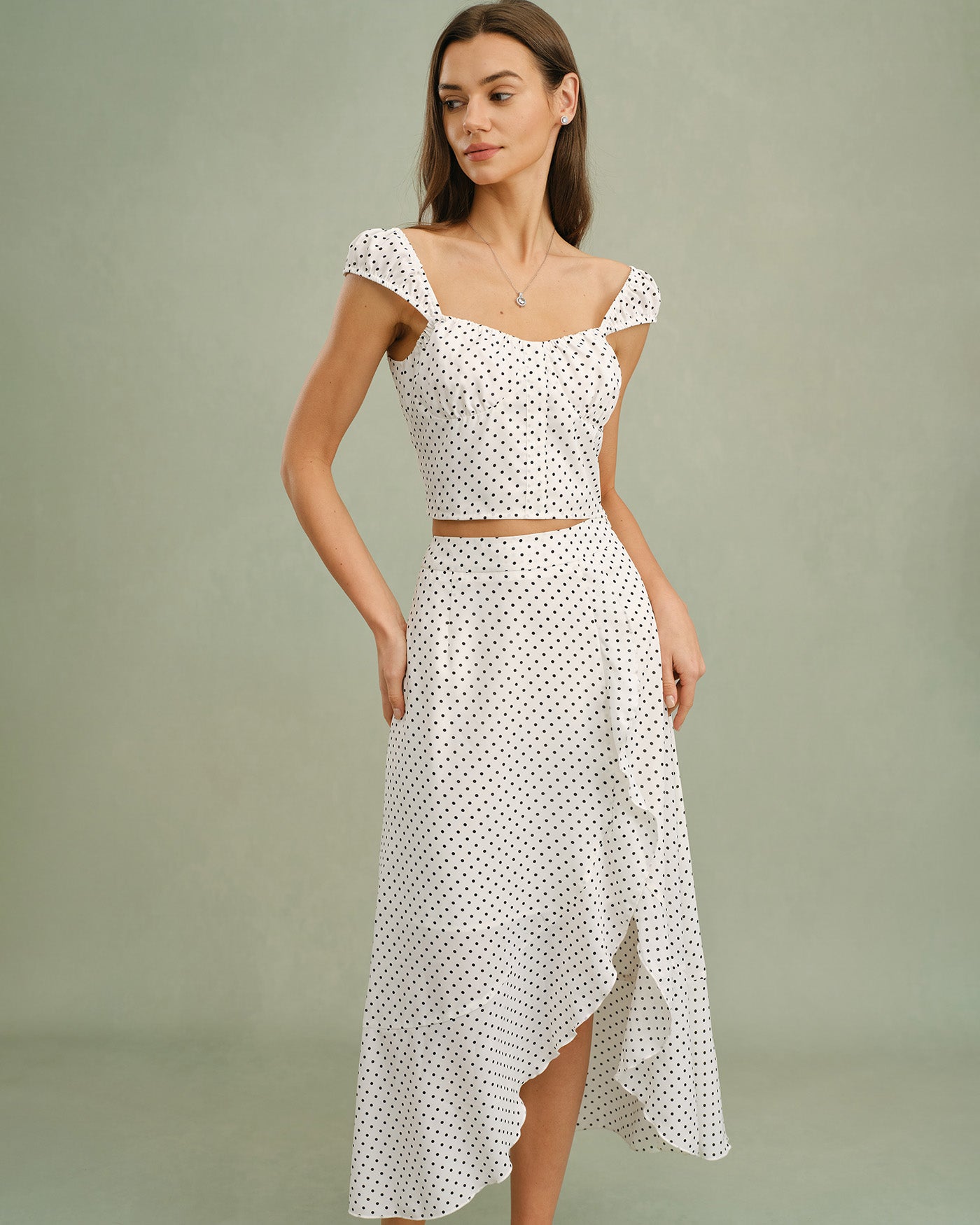 Falda Midi Blanca con Volantes y Lunares