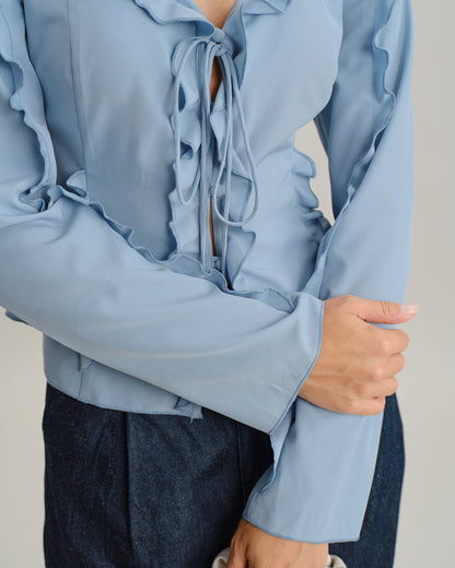 Blusa Azul con Volantes y Botones en V